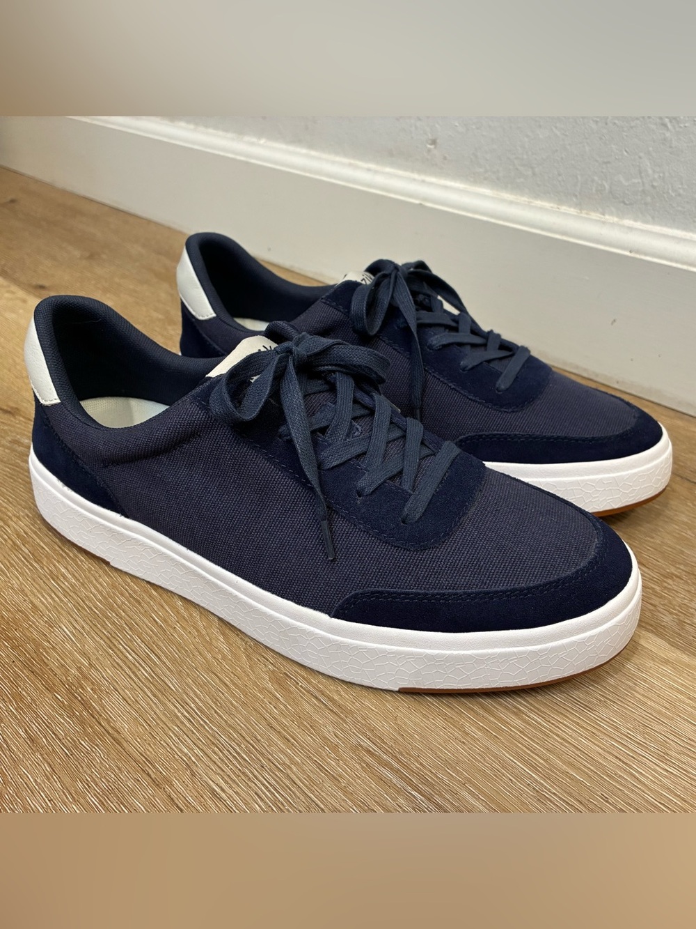 KIZIK PRAGUE MENS SZ 11 Sneakers SHOES WOMAN SZ 12.5 IN DUSK BLUE UNISEX